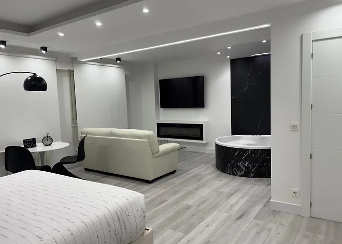 B&w Andres De La Llosa קסטרו אורדיאלס