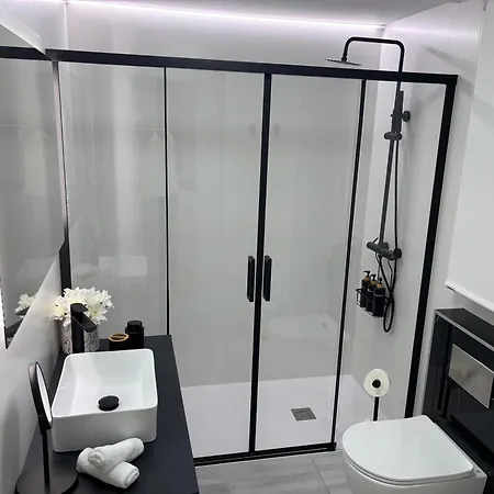 B&w Andres De La Llosa Appartement