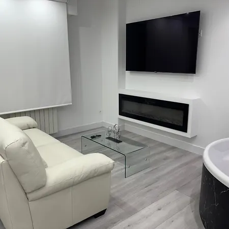 B&w Andres De La Llosa Appartement Castro Urdiales