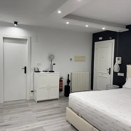 Appartement B&w Andres De La Llosa Castro Urdiales